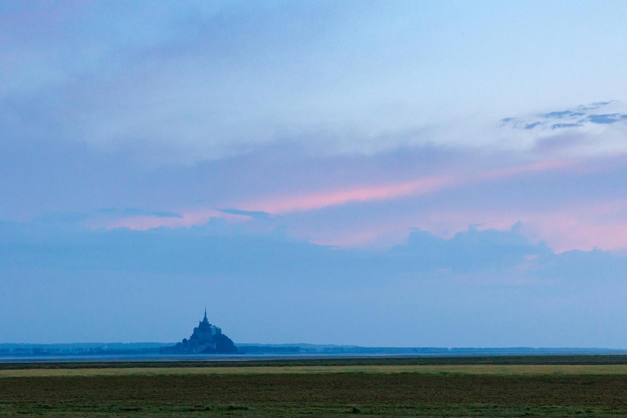 Entre Mont St Michel Et Merveille Vains Exterior foto